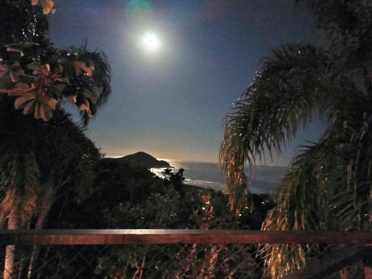 La Roca House Villa Praia do Rosa Bagian luar foto